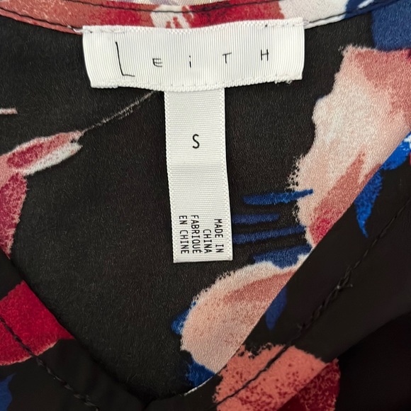 Leith Open Shoulder Top Size Small - Picture 4 of 5